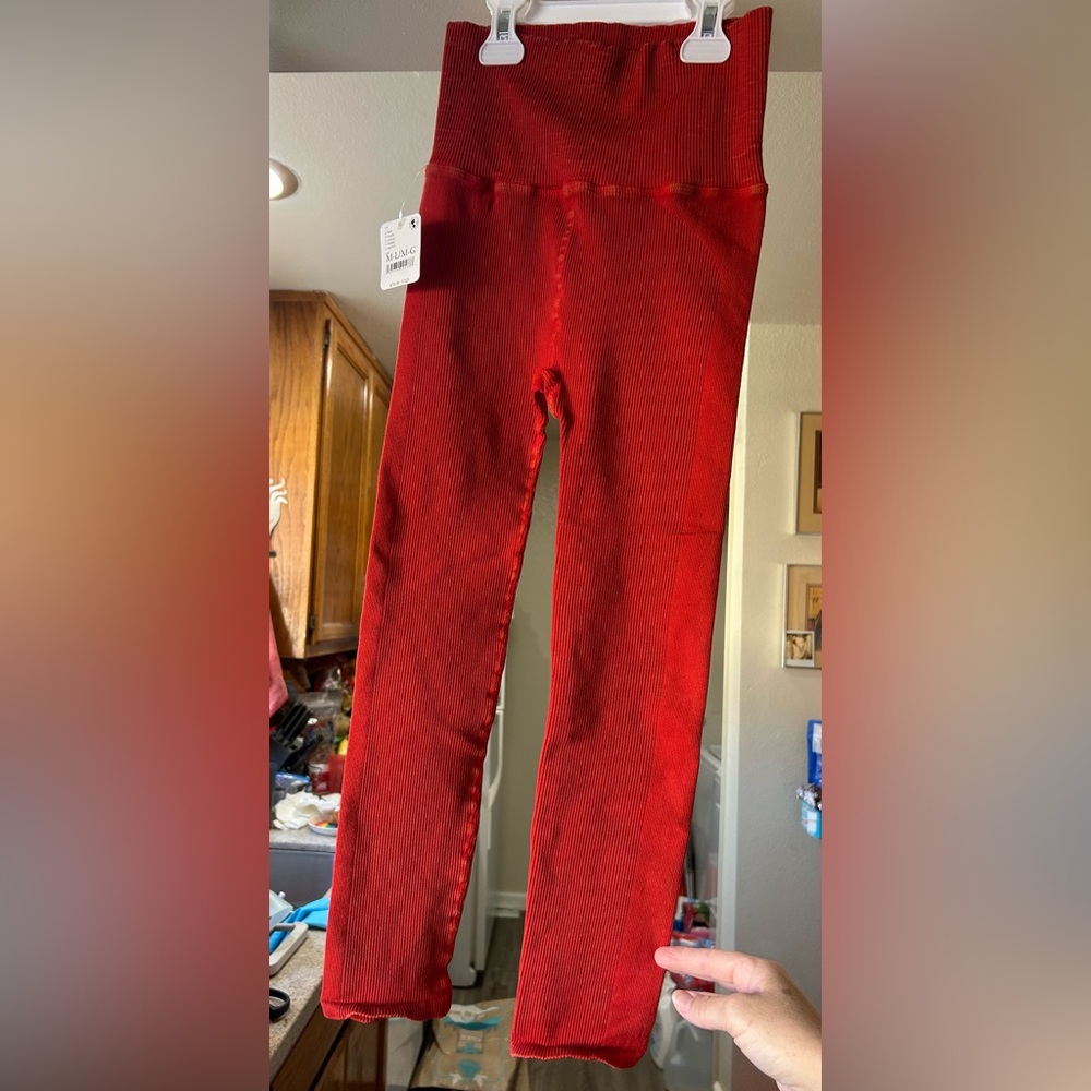 NWT Free People Movement 7/8 Ribbed Leggings M/L Coral / Bright Orange NEW - Picture 4 of 6